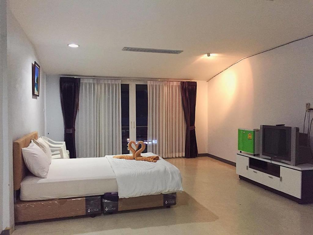 Marina Ao Nang Guesthouse Exterior photo