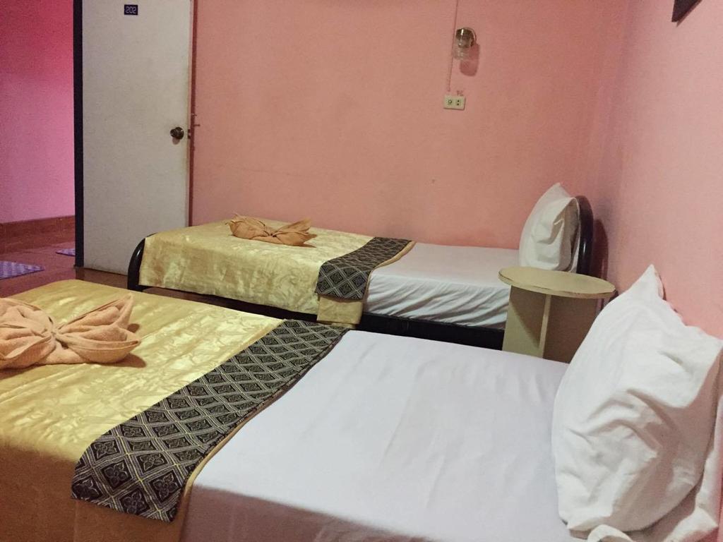 Marina Ao Nang Guesthouse Exterior photo